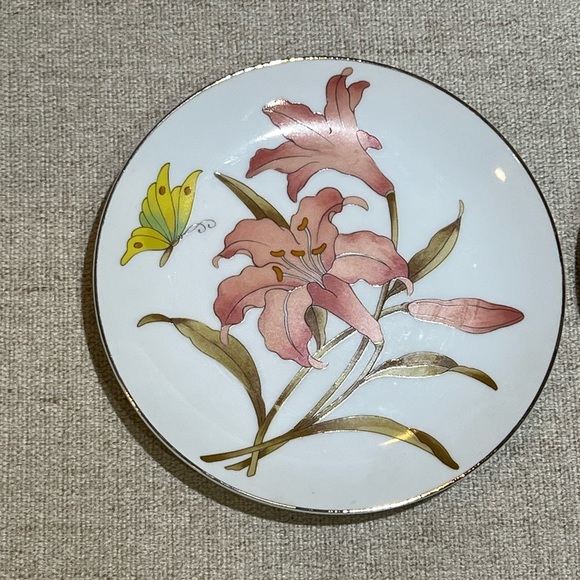 Vintage Floral Plate Set of 2 - Picture 6 of 9